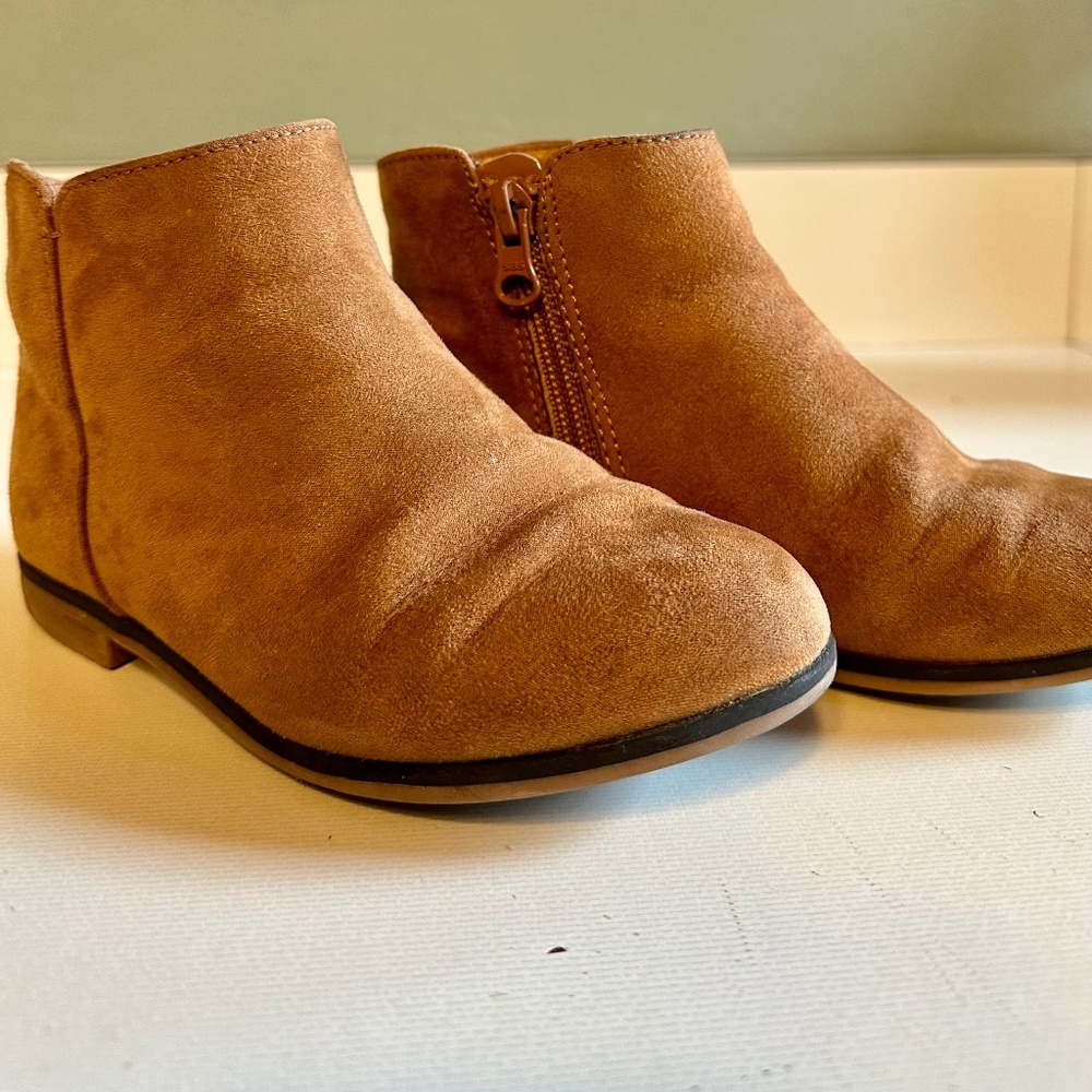 Cat & Jack Booties